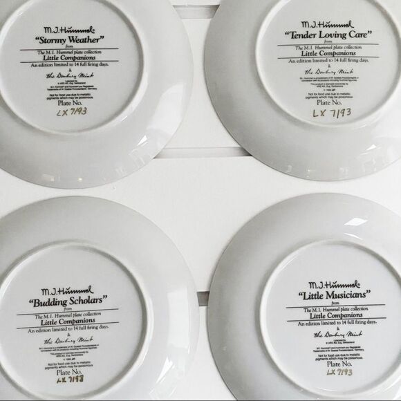 M.J. Hummel Lot of 9 Little Companions Danbury Mint Collectors Plates - Picture 7 of 10